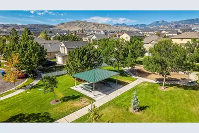 12801 S Timber Run W, Riverton, UT 84096 - Photo 32