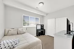 12801 S Timber Run W, Riverton, UT 84096 - Photo 10