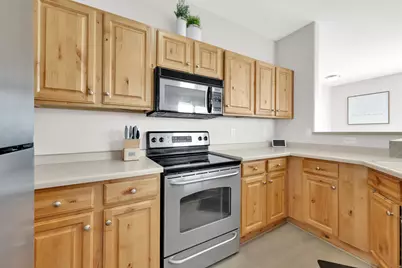 12801 S Timber Run W, Riverton, UT 84096 - Photo 8