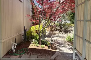 27 Lakeview Dr, Layton, UT 84041 - Photo 4
