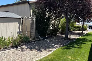 27 Lakeview Dr, Layton, UT 84041 - Photo 8
