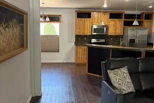 27 Lakeview Dr, Layton, UT 84041 - Photo 10