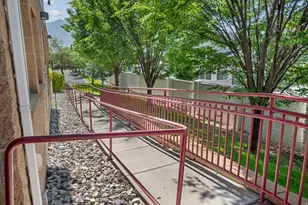 11086 S Grape Arbor Pl #101 E, Sandy, UT 84070 - Photo 24