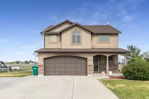 1635 N 1050 W, Harrisville, UT 84404 - Photo 1