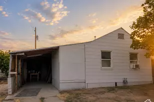 157 Berkley Ave, East Carbon, UT 84520 - Photo 14