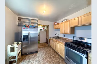 157 Berkley Ave, East Carbon, UT 84520 - Photo 4