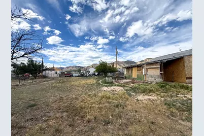 157 Berkley Ave, East Carbon, UT 84520 - Photo 6