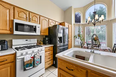 107 E Pebble Beach Dr, Stansbury Park, UT 84074 - Photo 6