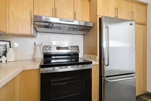 1235 E 200 S, Salt Lake City, UT 84102 - Photo 14