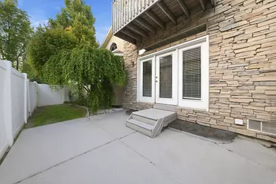 1364 E Old Maple Ct S, Murray, UT 84117 - Photo 32
