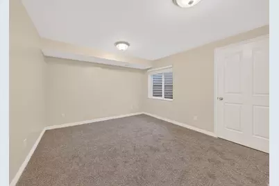 1364 E Old Maple Ct S, Murray, UT 84117 - Photo 28