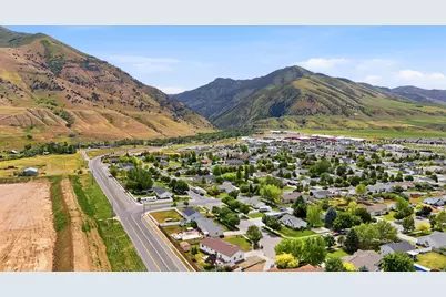 1261 E 25 S, Hyrum, UT 84319 - Photo 40