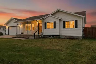 1261 E 25 S, Hyrum, UT 84319 - Photo 46