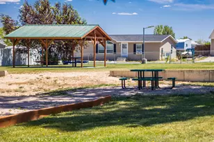 190 W 2100 S, Vernal, UT 84078 - Photo 22