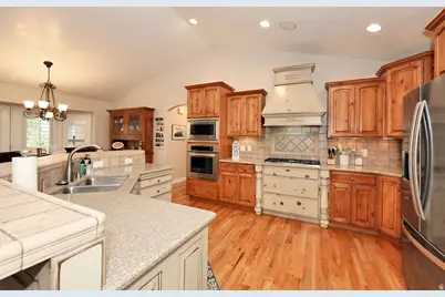 11223 S Autumn Farm Dr, South Jordan, UT 84095 - Photo 32