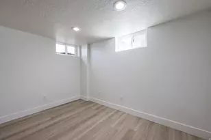 2327 E Bryan Ave, Salt Lake City, UT 84108 - Photo 12