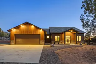 369 W Pinyon Pne Dr, Orderville, UT 84758 - Photo 1