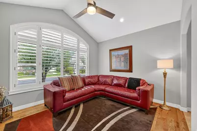 7253 S Viansa Ct, Midvale, UT 84047 - Photo 8