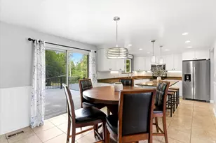 42 E Bonita Way, Centerville, UT 84014 - Photo 12