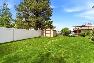 42 E Bonita Way, Centerville, UT 84014 - Photo 26