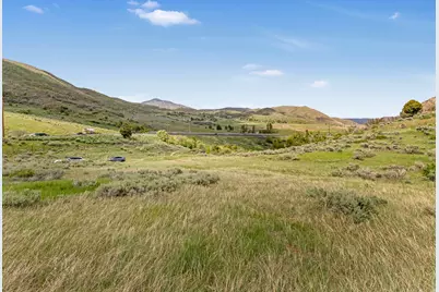 9724 S Old U.S. Highway 189, Heber City, UT 84032 - Photo 14