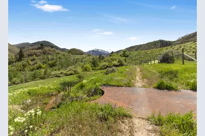 9724 S Old U.S. Highway 189, Heber City, UT 84032 - Photo 10