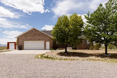420 S Main St, Central Valley, UT 84754 - Photo 4