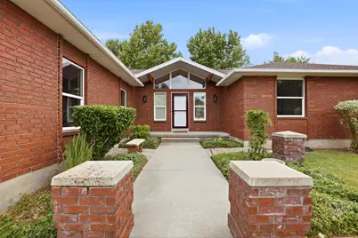 929 W Brandermill Cv, Murray, UT 84123 - Photo 2