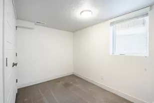 1813 E 1700 S, Salt Lake City, UT 84108 - Photo 14