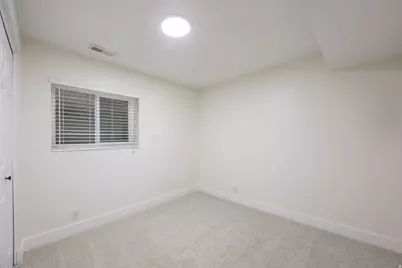 8956 S Golden Field Way E, Sandy, UT 84094 - Photo 26