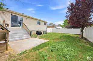 103 W 2250 N, Layton, UT 84041 - Photo 22