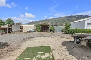 235 S Center St, Santaquin, UT 84655 - Photo 42