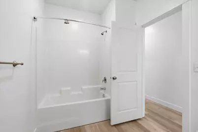 475 W 60 S #L202, Providence, UT 84332 - Photo 12