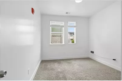 475 W 60 S #L202, Providence, UT 84332 - Photo 10
