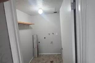 649 E Swenson Ave, Springville, UT 84663 - Photo 18