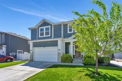 7197 N Clear Sky Ln, Eagle Mountain, UT 84005 - Photo 2