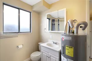 1064 N Nayon Dr E, Layton, UT 84040 - Photo 10