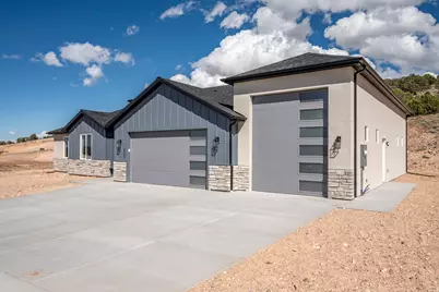 611 S Renze Adams St, Cedar City, UT 84721 - Photo 2