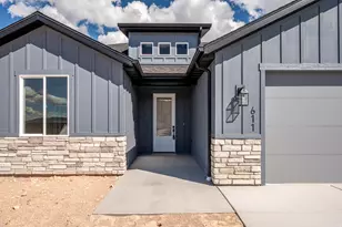 611 S Renze Adams St, Cedar City, UT 84721 - Photo 4