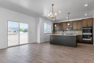 3965 N Major St, Eagle Mountain, UT 84005 - Photo 10