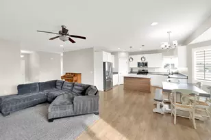9853 N Elkhorn Rd, Eagle Mountain, UT 84005 - Photo 4