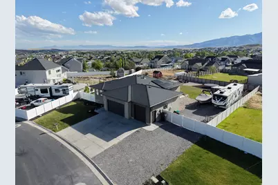 9853 N Elkhorn Rd, Eagle Mountain, UT 84005 - Photo 4