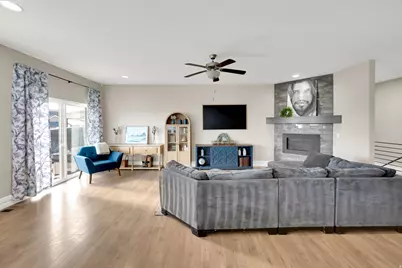 9853 N Elkhorn Rd, Eagle Mountain, UT 84005 - Photo 6