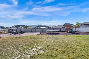 9853 N Elkhorn Rd, Eagle Mountain, UT 84005 - Photo 40