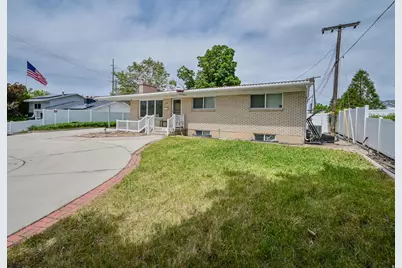 927 E 5650 S, Murray, UT 84121 - Photo 2