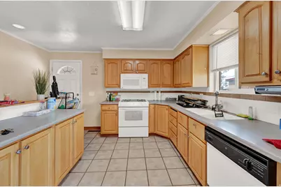 927 E 5650 S, Murray, UT 84121 - Photo 8