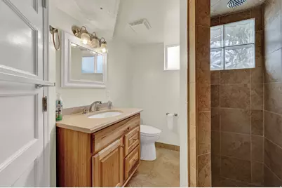 927 E 5650 S, Murray, UT 84121 - Photo 18