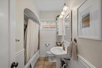 1809 E Gunderson Ln, Holladay, UT 84124 - Photo 16