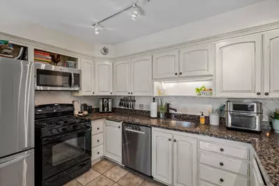 1809 E Gunderson Ln, Holladay, UT 84124 - Photo 14