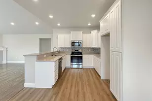 5452 W Copper Gulch Ln, Herriman, UT 84096 - Photo 6